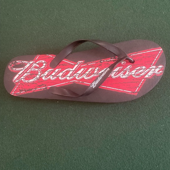 Budweiser Flip Flops NWOT - Picture 4 of 4